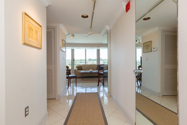 Photo - 1275 25th St NW Unit 800