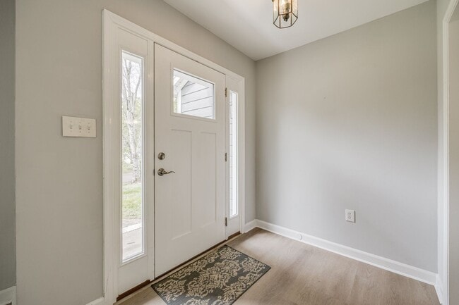 Photo - Beautiful 3 bedroom 2 full bath Ranch on a cul-de-sac in Charlotte's Walnut Creek community.