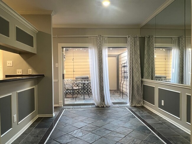 Photo - 736 Country Pl Dr Unit E