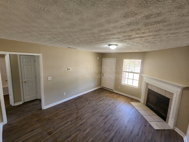 Photo - 5477 Denny Dr