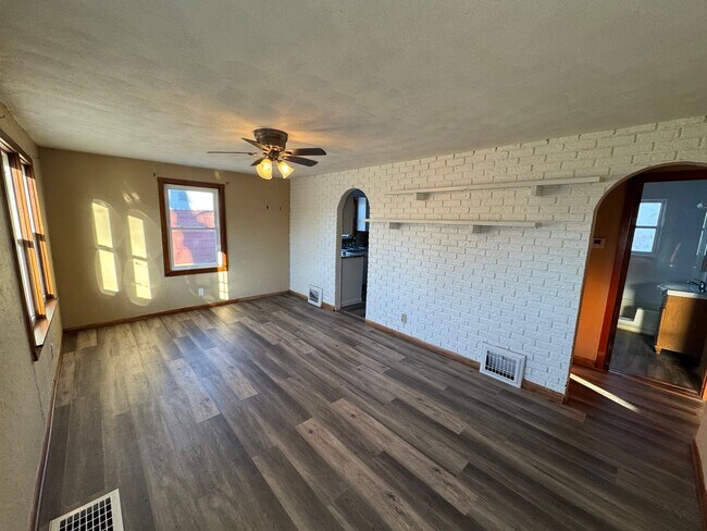 Photo - Cozy 2-Bedroom Home In a Peaceful Neighborhood!