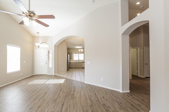 Photo - 5158 W Vista Ave