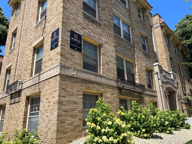 Photo - 2120 Aldrich Ave S