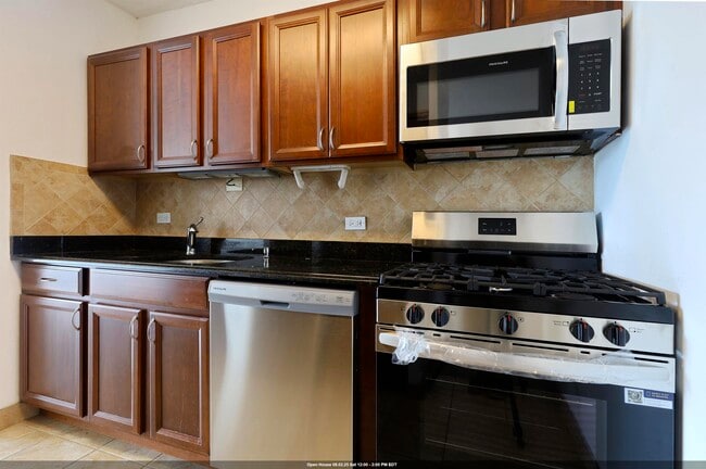 Building Photo - 7002 BLVD E Unit 12G Rental