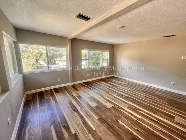 1110 Poinsettia Ave Unidad B