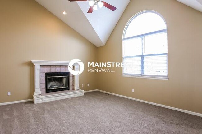 Photo - 3 Bedroom Pet-Friendly Home in Lees Summit...