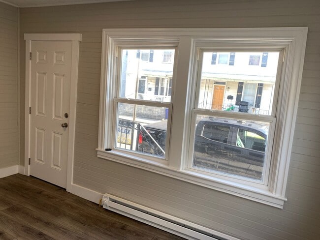 Photo - 38 N Penn St