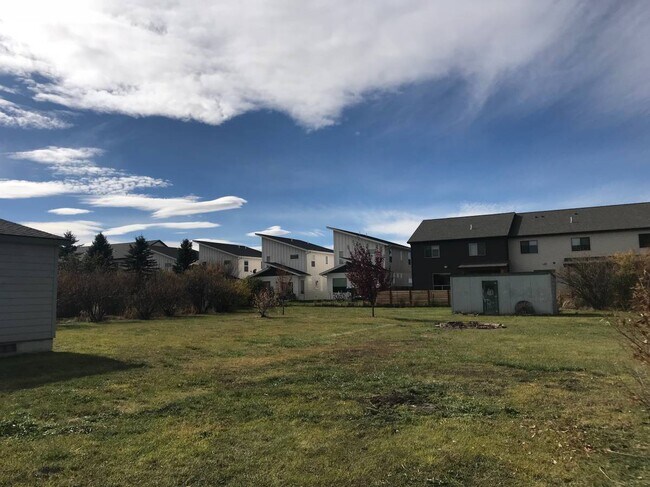 Photo - 1163 Thomas Dr