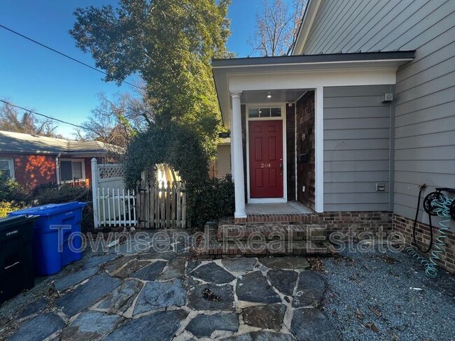 Photo - 204 Woodside Ave