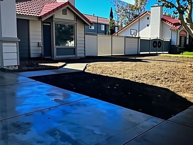 Building Photo - Spacious, Stylish, and Ready for Real Life Looking for room to breathe, grow, and entertain — wit...