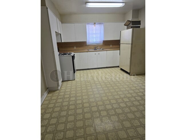 Photo - 717 Sandia Dr