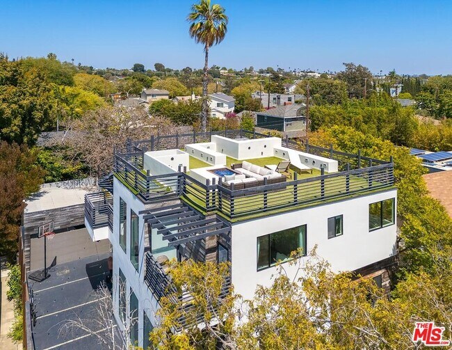Photo - 3256 Cabrillo Blvd
