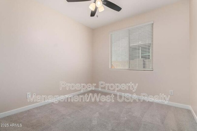 Photo - 12324 W Wagon Wheel Dr