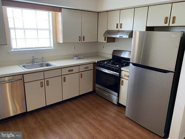 Building Photo - 19 Barclay Ct Rental