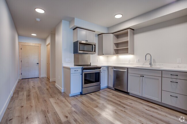 Building Photo - The Garthwick Apartments BT-3215