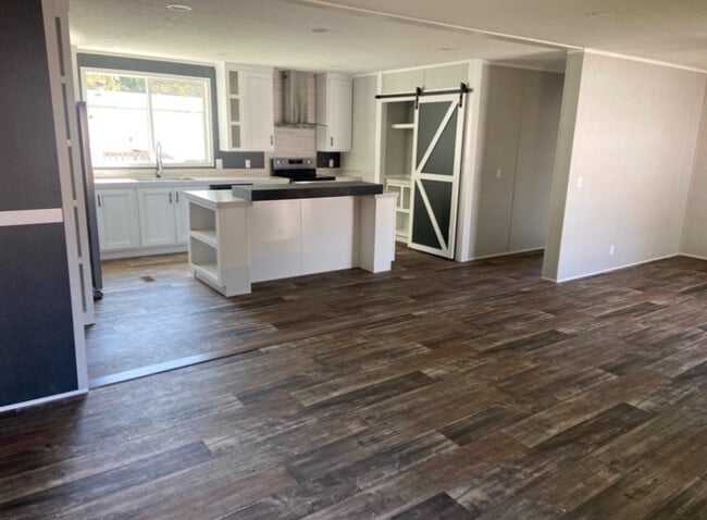 Photo - 111 Audubon Ave