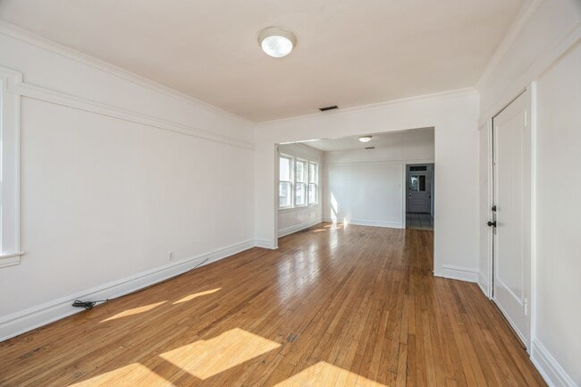 Photo - 1830 S Central Ave Unit 2