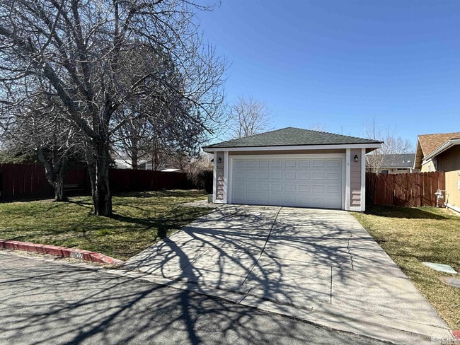 Photo - 7607 Water View Way House