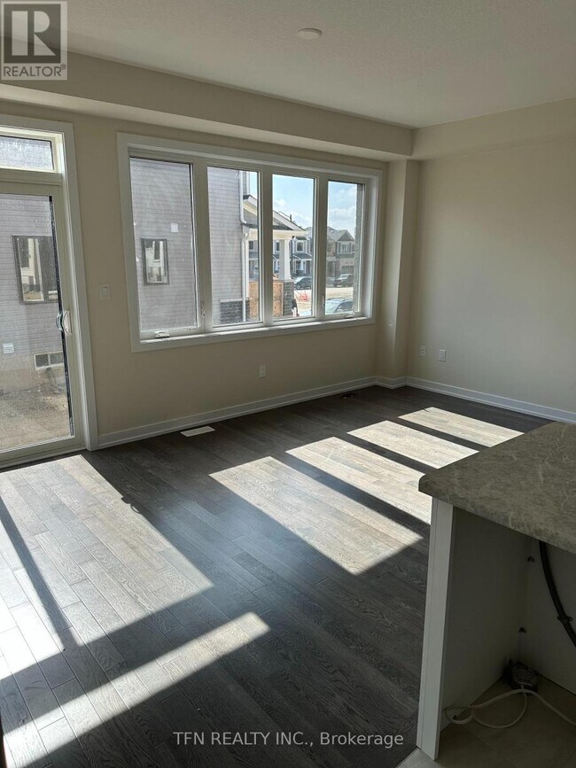 Photo - 16 Lilac Cir