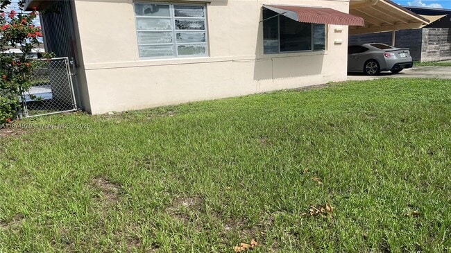 Photo - 301 N 67th Ave
