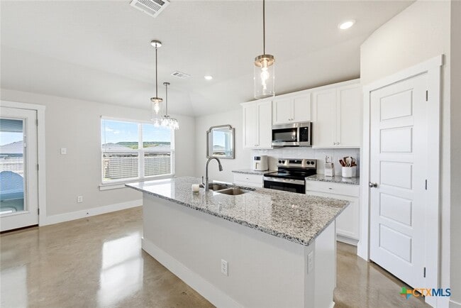 Photo - 1114 LEXINGTON Dr