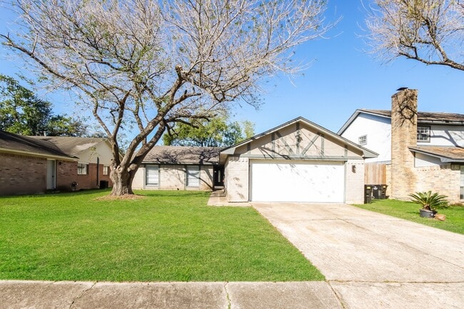 Building Photo - 5327 Enchanted Mist Dr