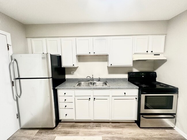 Photo - 8147 Ogden Ave Unit 2S