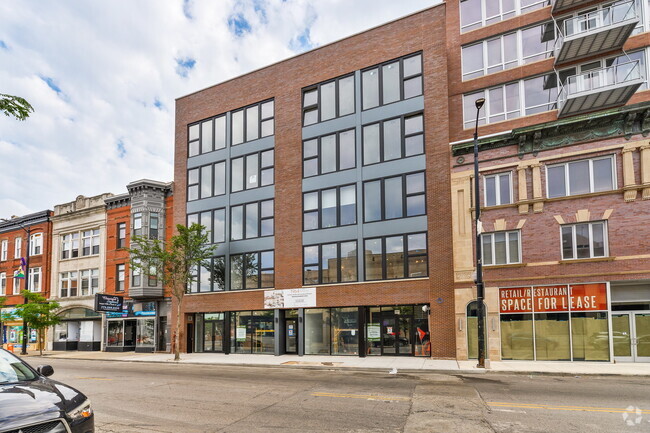 Building Photo - 1964 N Milwaukee Ave Rental