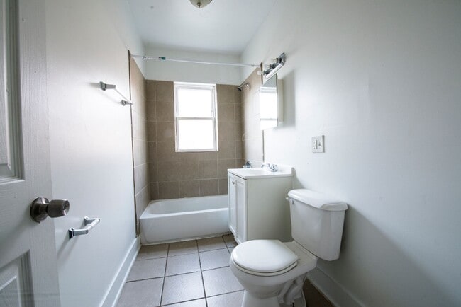 Photo - 7701 S May Chicago, IL 60620