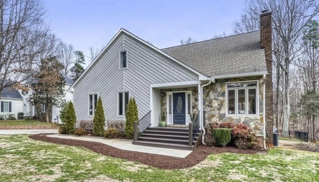 Photo - 120 Tall Oak Dr
