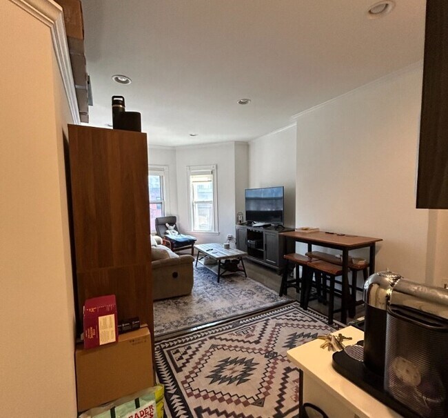 Photo - 223 Newbury St Apartments Unit 4F