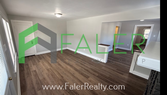 Photo - Belmont Bungalow!