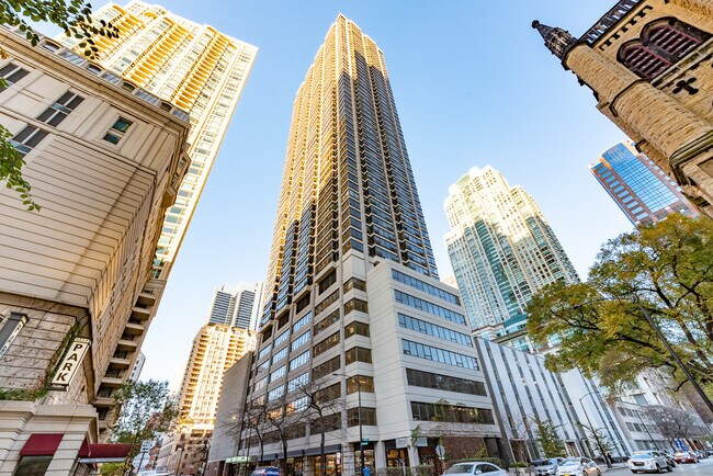 Photo - 30 E Huron St Condo Unit 904