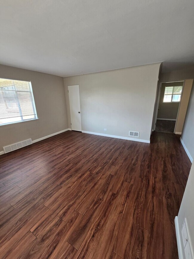 Photo - 3400-3404 Sheridan Boulevard Unit 3400
