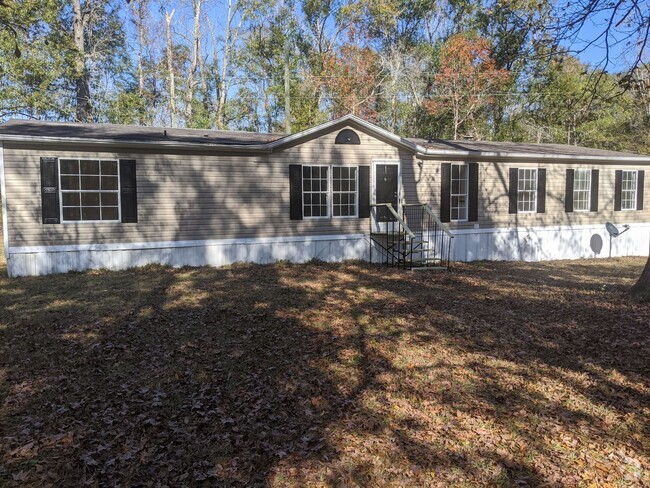 Building Photo - newly remodeled Home out in the country