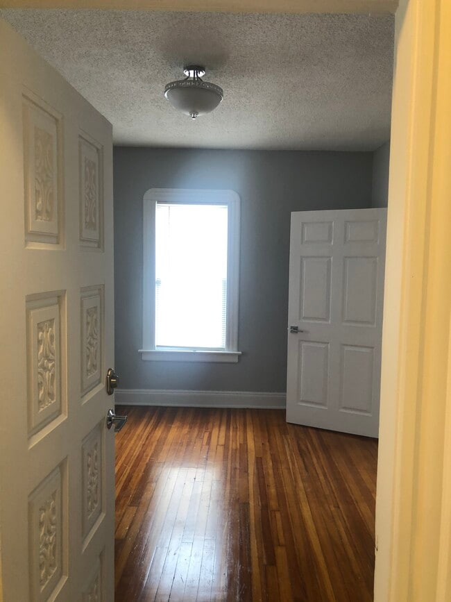 65 Rowe Ave Unit 1