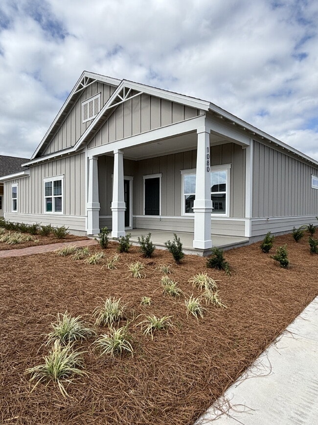 Building Photo - "Charming 3-Bedroom Home in Panama City – Spacious 1,549 Sq. Ft. with 2 Full Baths!"