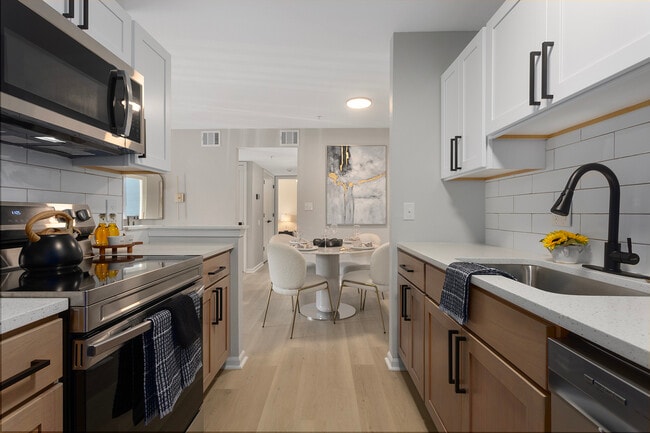 Photo - Shawnee Station