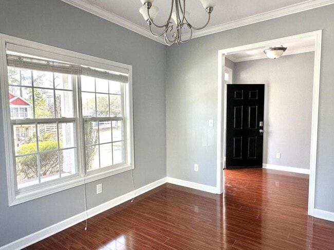 Photo - 413 Sedgemoor Rd