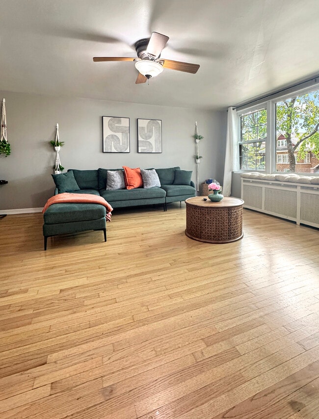 Photo - 5322 W Cuyler Ave Unit 1