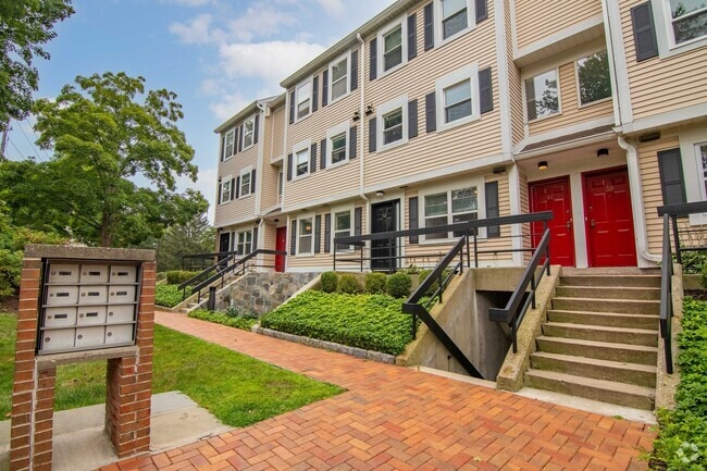 Building Photo - 43 Highland Rd Unit 43 Rental