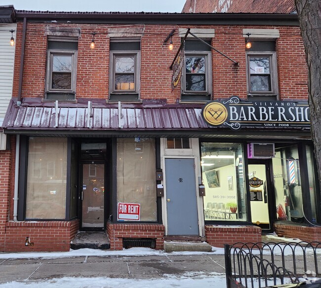 Building Photo - 33 Main St Unit 33 Main Street Storefront Rental