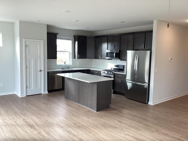 Photo - N161W21803 Daisy Dr