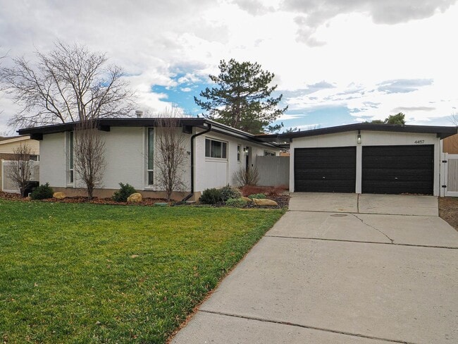 Building Photo - 5 Bedroom, 2.5 Bathrooms Home