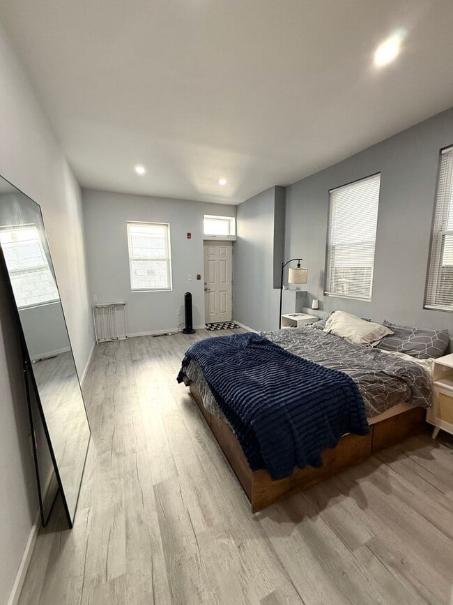 Photo - 1721 Mifflin St Unit 1