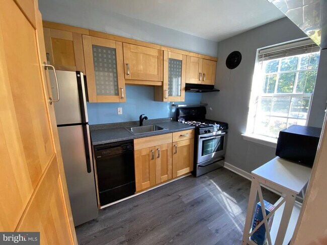 Photo - 6515 Potomac Ave Unit A2