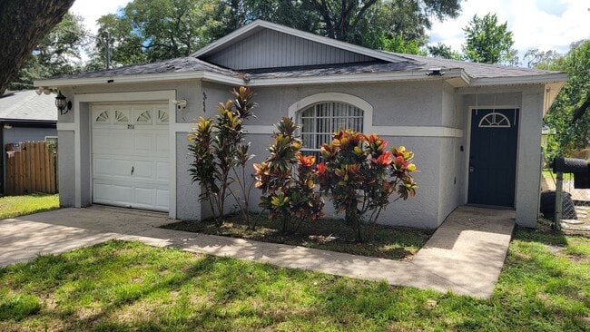 701 Orchid Ave