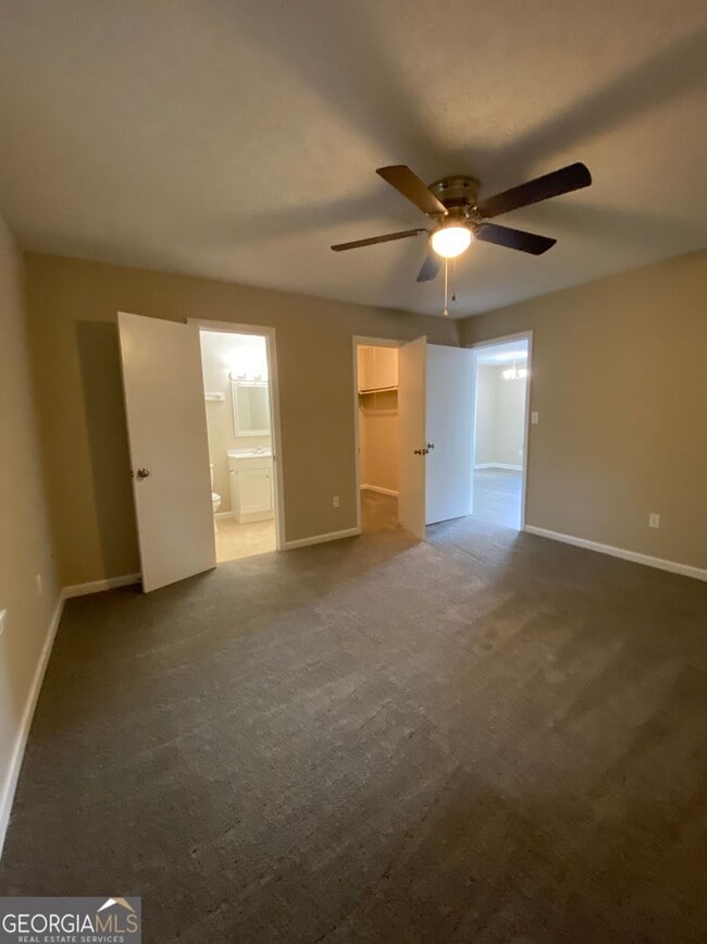 105 Howell Way