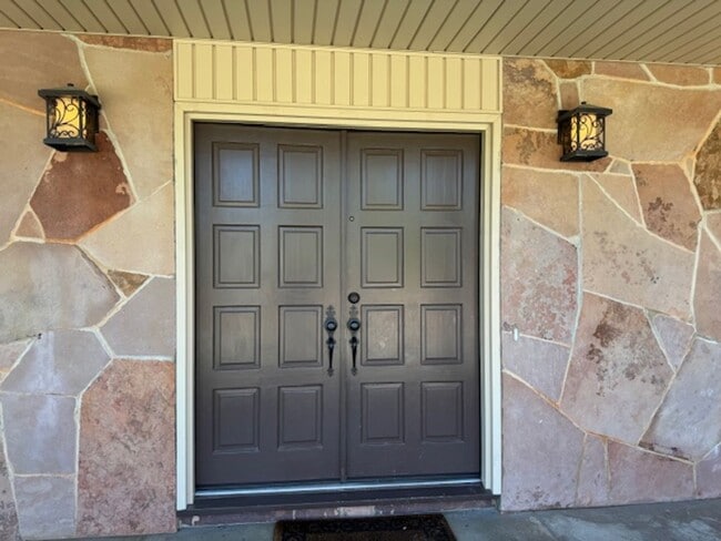 Photo - Wonderful single level home in Orinda-available for move-in now!