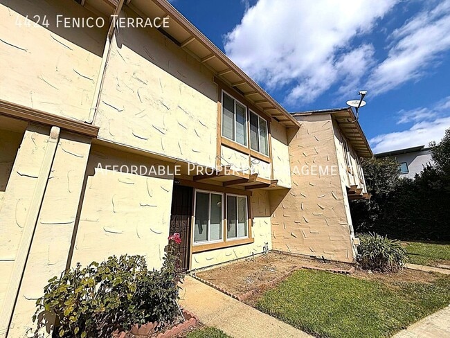 4424 Fenico Terrace